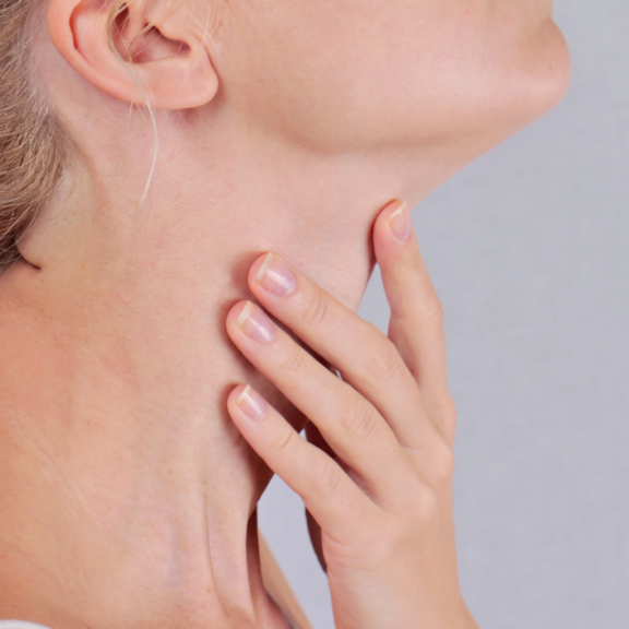 Quand la ménopause vient perturber la thyroïde : explications